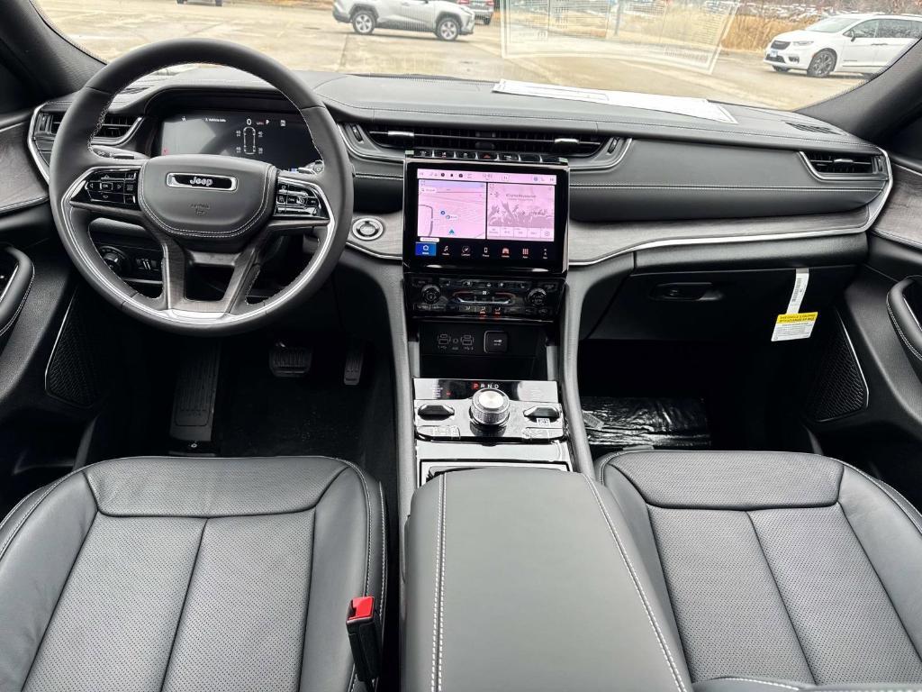 new 2025 Jeep Grand Cherokee L car, priced at $58,454
