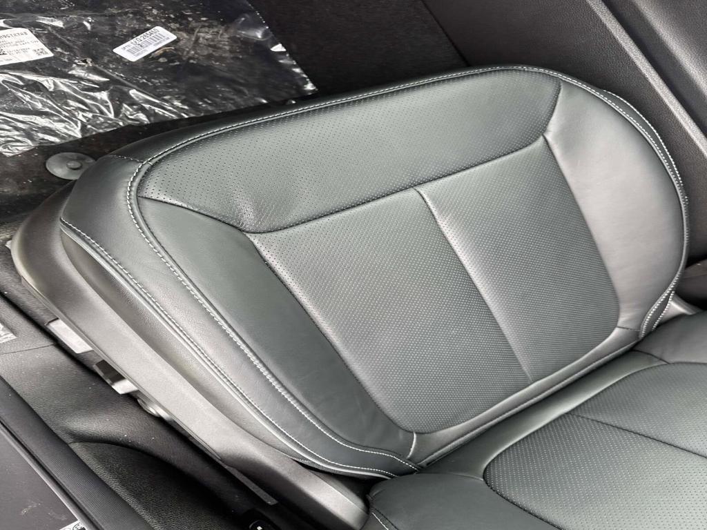 new 2025 Jeep Grand Cherokee L car, priced at $58,454