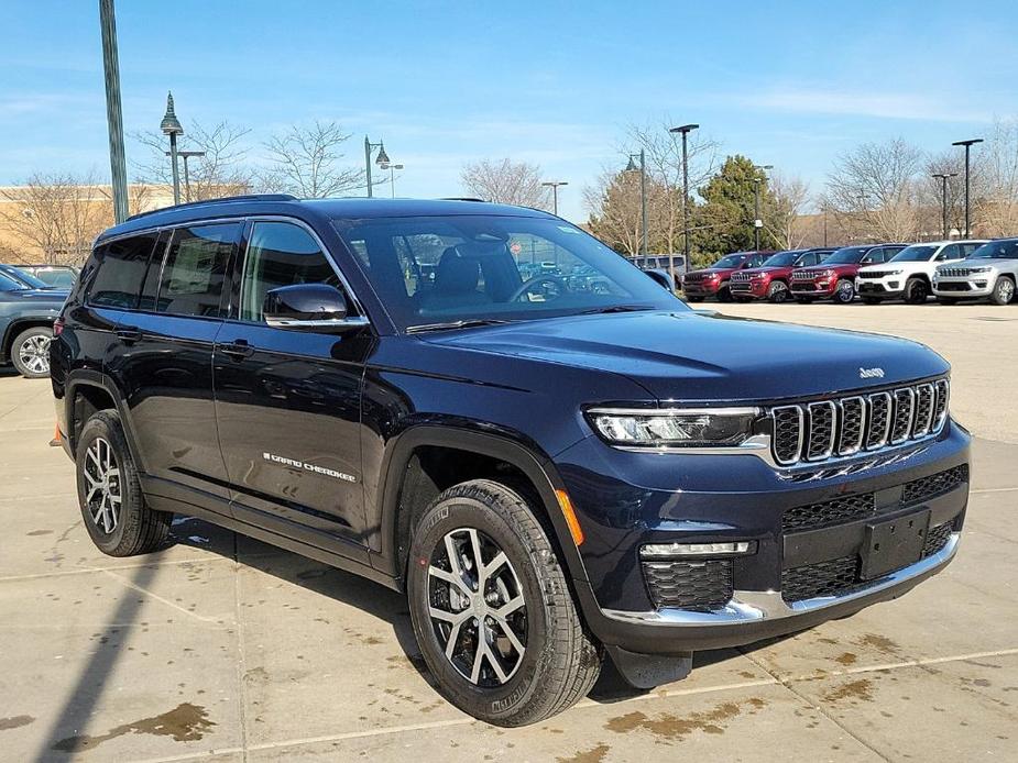 new 2024 Jeep Grand Cherokee L car, priced at $42,595