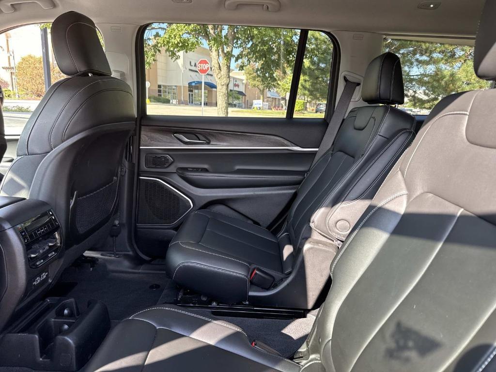 used 2022 Jeep Grand Cherokee L car, priced at $30,790