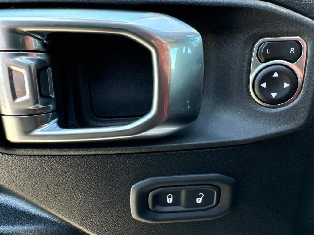 new 2025 Jeep Wrangler car, priced at $42,696