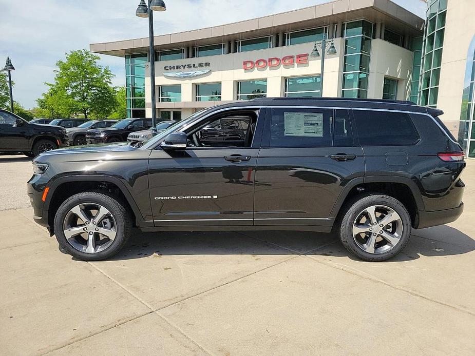 new 2024 Jeep Grand Cherokee L car, priced at $51,535