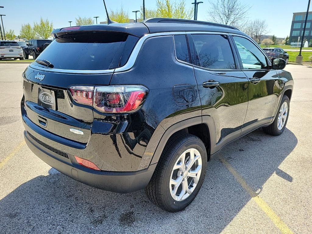 new 2024 Jeep Compass car, priced at $32,305