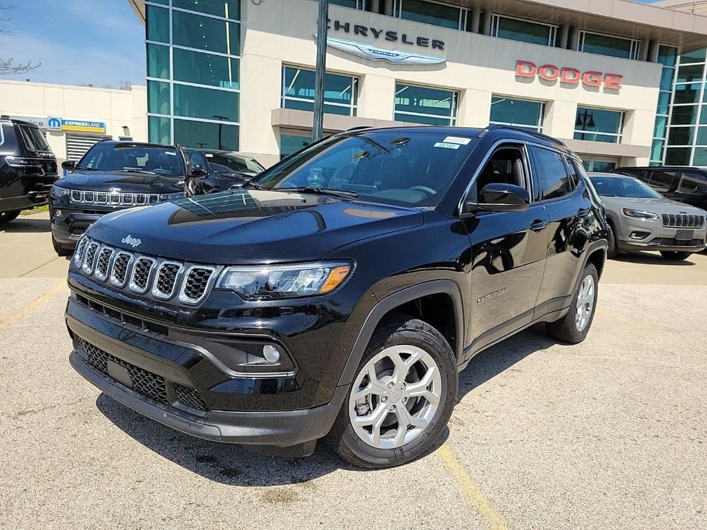 new 2024 Jeep Compass car, priced at $32,305