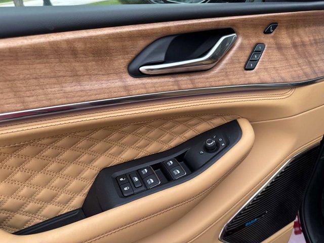 new 2025 Jeep Grand Cherokee car, priced at $63,677