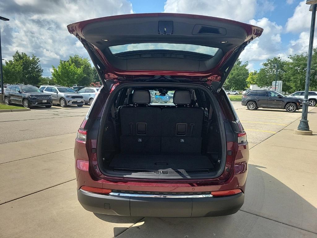 new 2024 Jeep Grand Cherokee L car, priced at $45,210