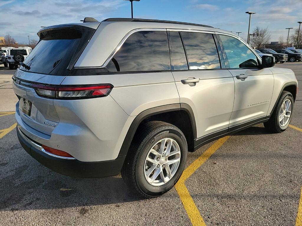 new 2025 Jeep Grand Cherokee car, priced at $39,770