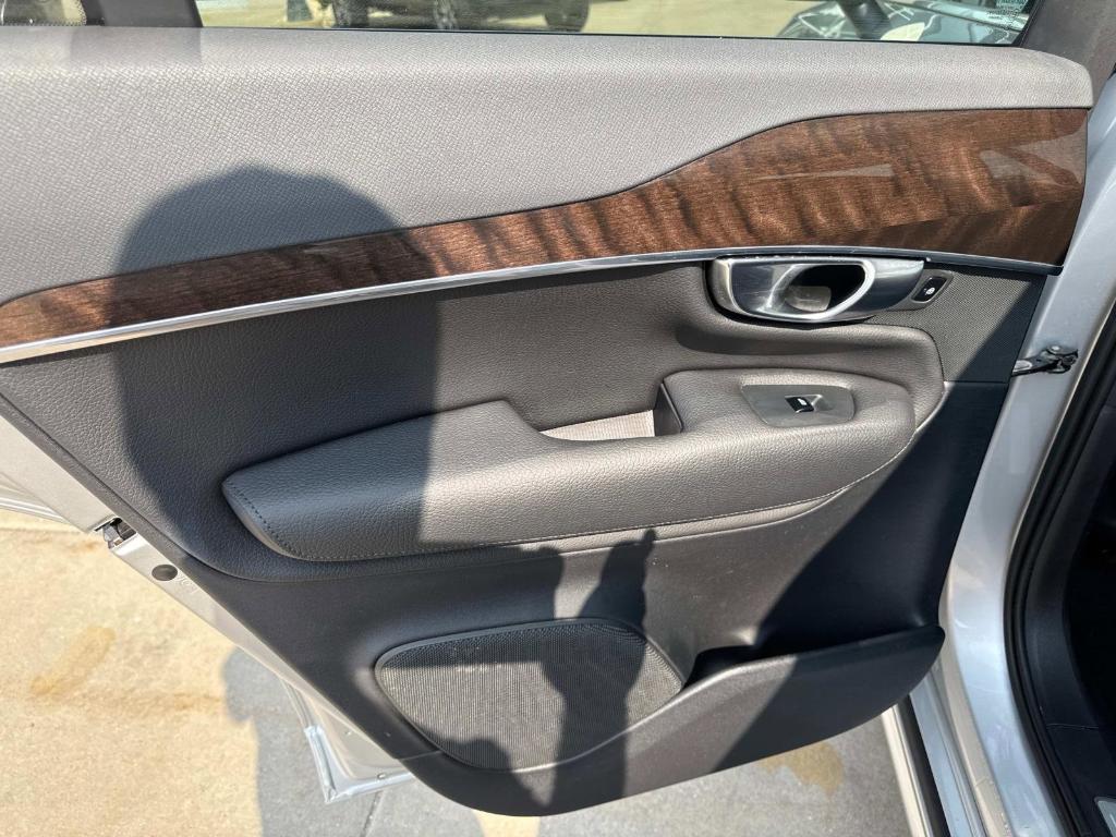 used 2016 Volvo XC90 car, priced at $15,990