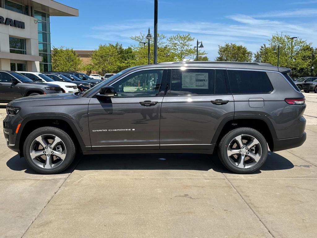 new 2025 Jeep Grand Cherokee L car, priced at $56,362