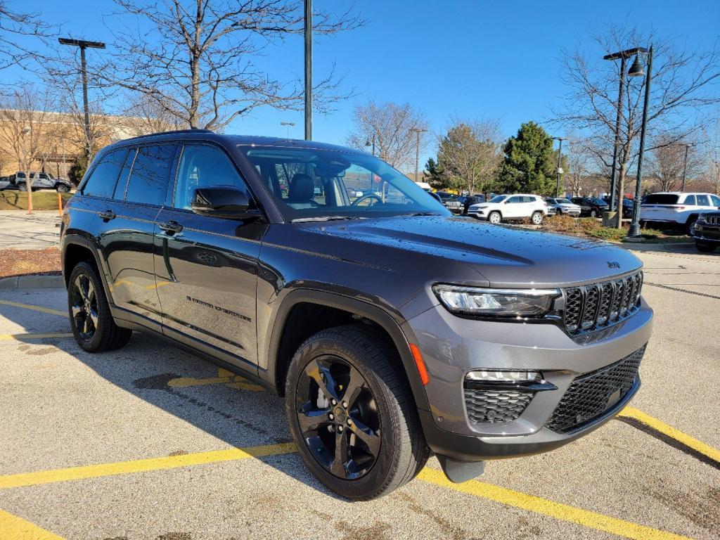 used 2023 Jeep Grand Cherokee car, priced at $35,601