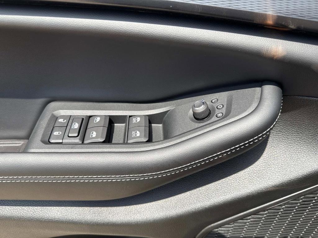 new 2025 Jeep Grand Cherokee L car, priced at $44,072