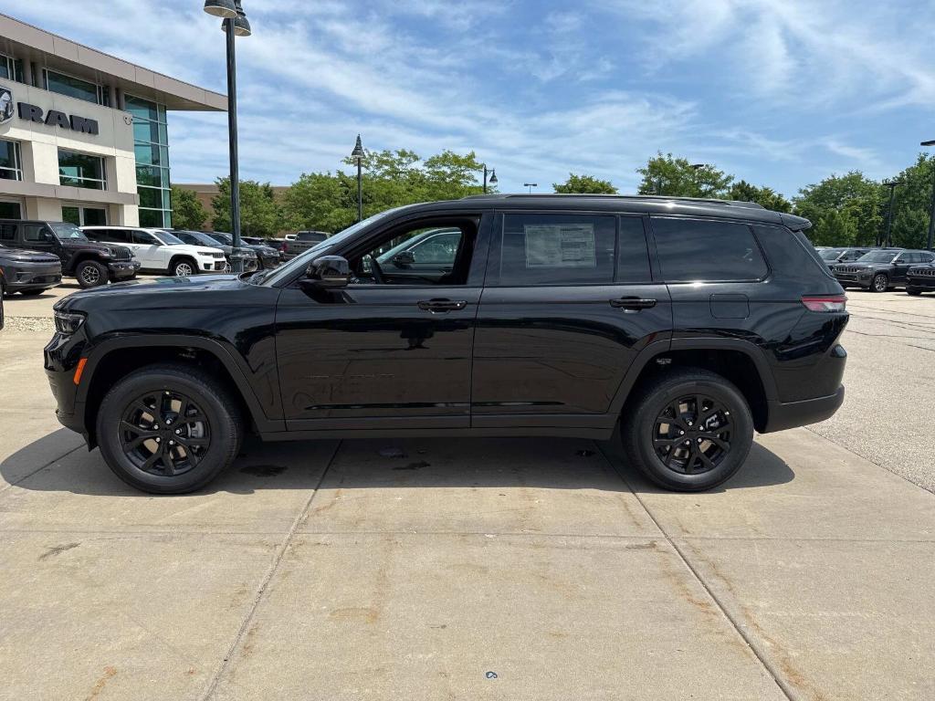 new 2025 Jeep Grand Cherokee L car, priced at $44,072