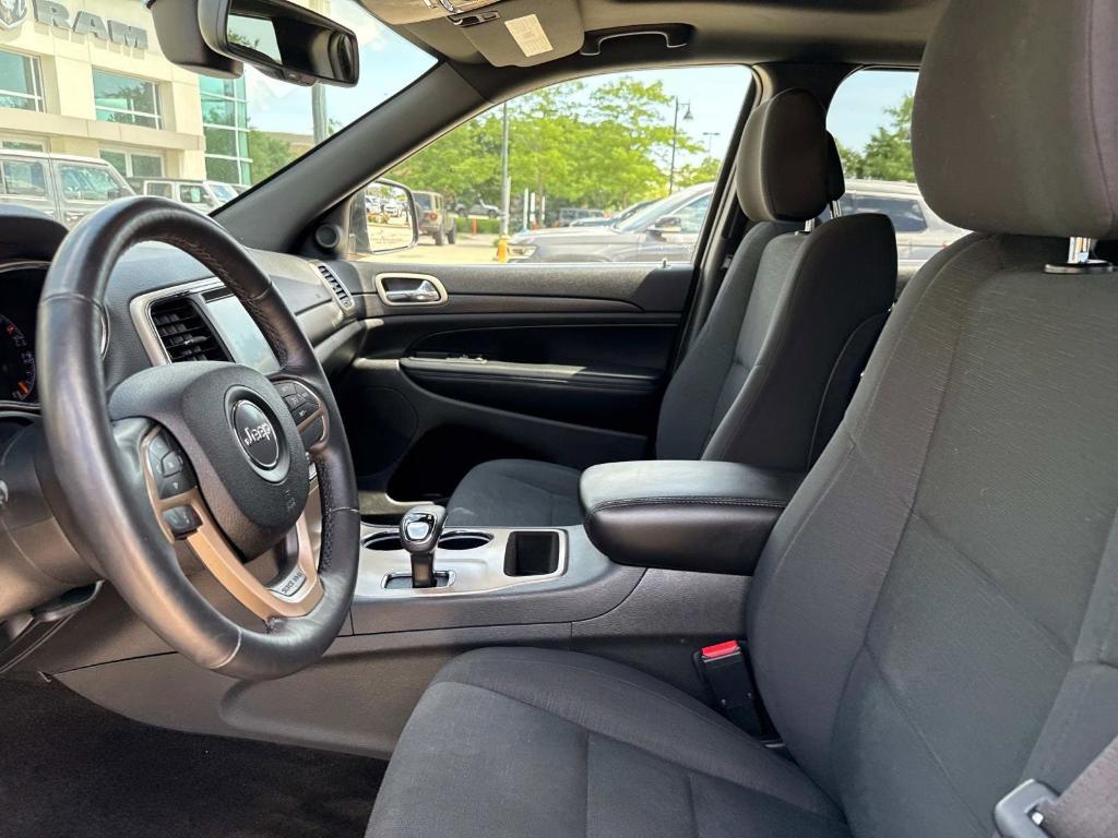 used 2015 Jeep Grand Cherokee car, priced at $12,607