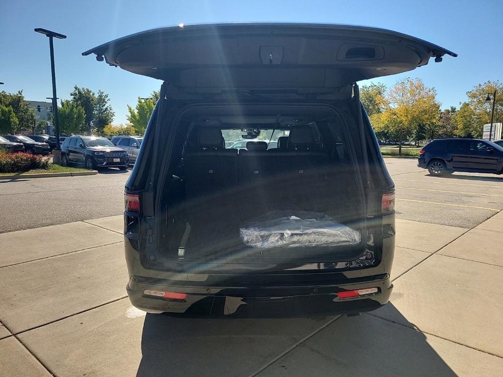 new 2024 Jeep Wagoneer L car, priced at $77,175