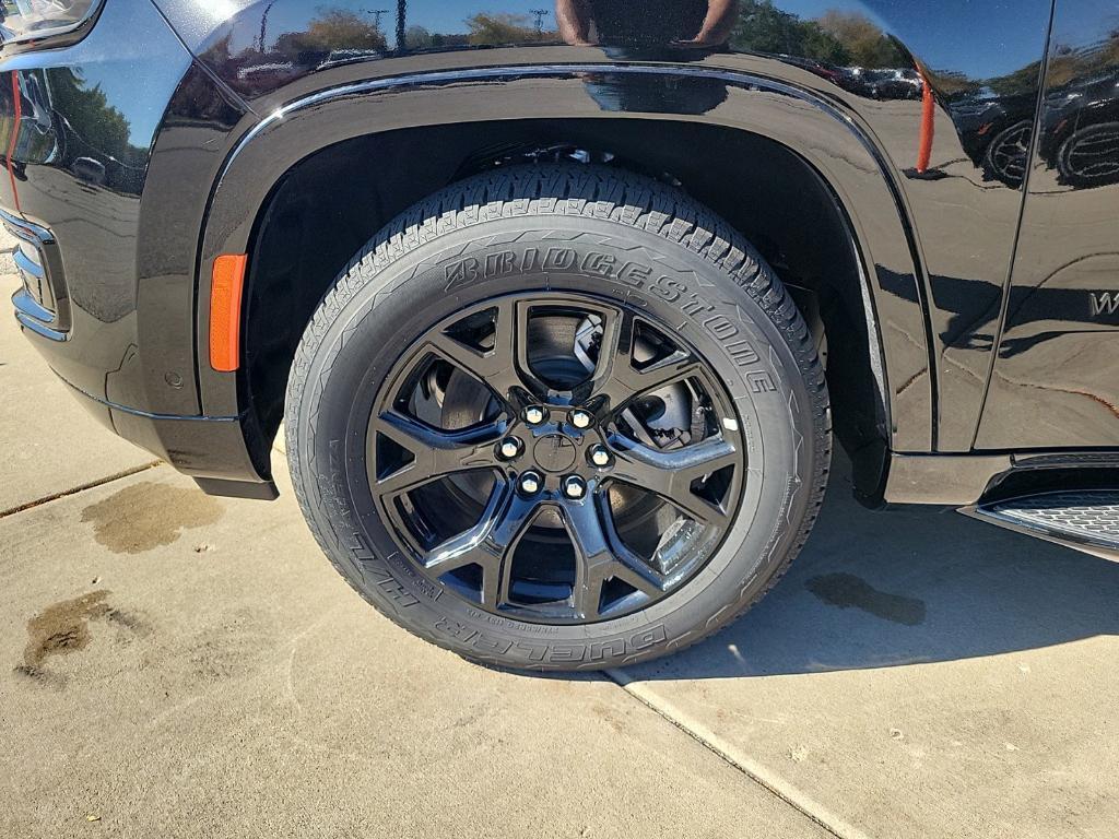 new 2024 Jeep Wagoneer L car, priced at $77,175