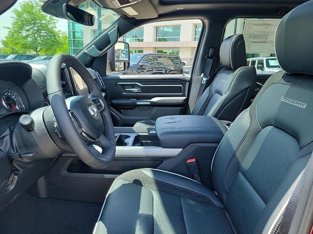 new 2025 Ram 1500 car, priced at $61,383