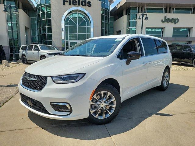 new 2024 Chrysler Pacifica car, priced at $44,161