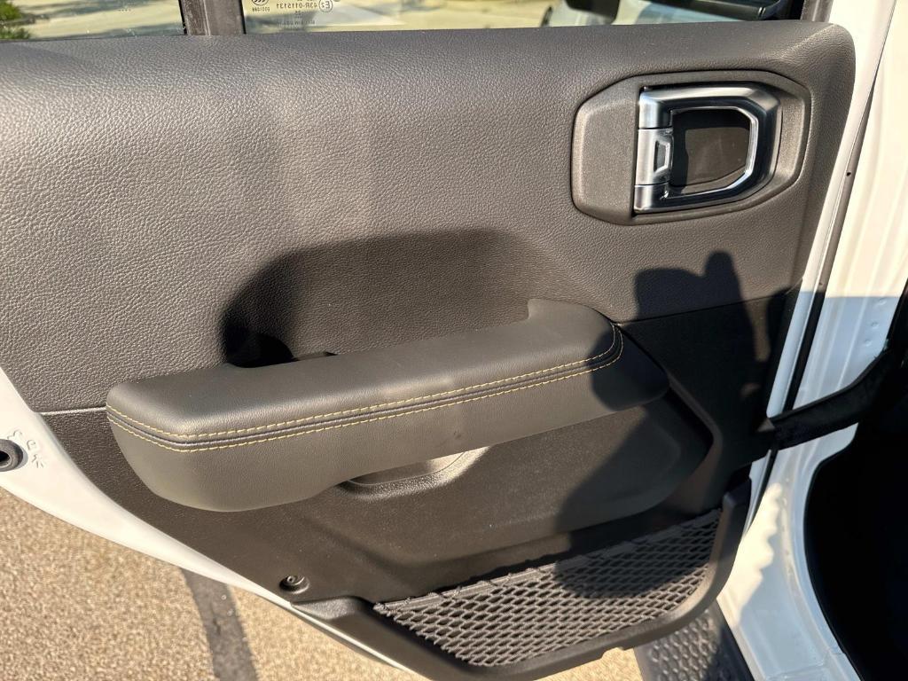 new 2025 Jeep Wrangler car, priced at $55,327