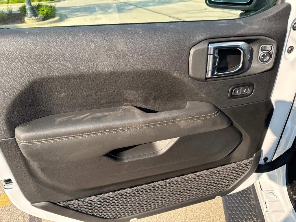 new 2025 Jeep Wrangler car, priced at $55,327
