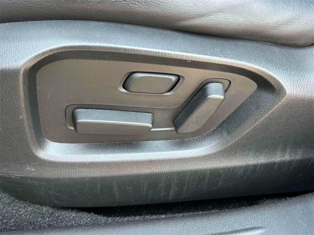 used 2022 Mazda CX-9 car, priced at $25,898