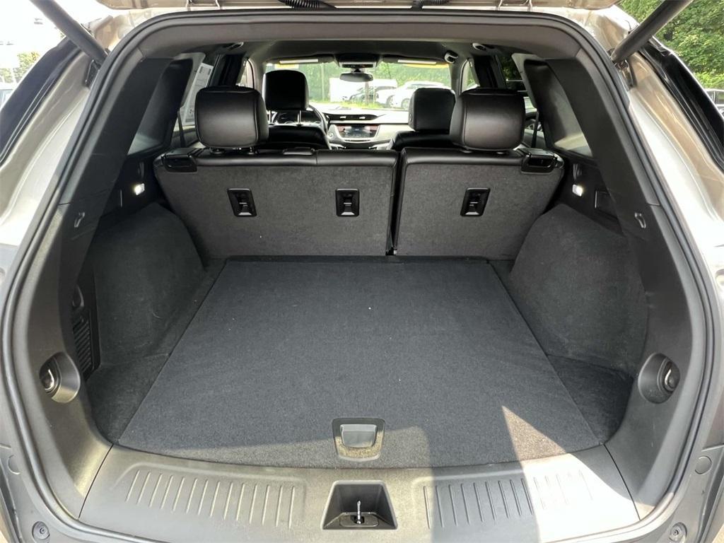 used 2022 Cadillac XT5 car, priced at $26,798