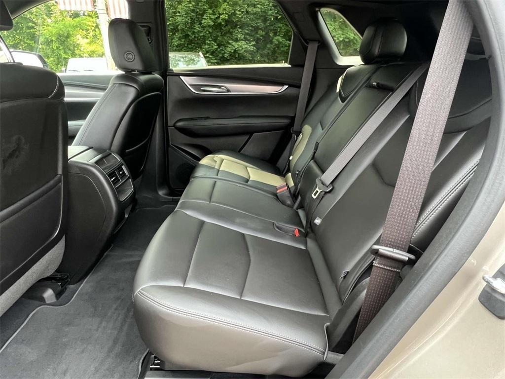used 2022 Cadillac XT5 car, priced at $26,798