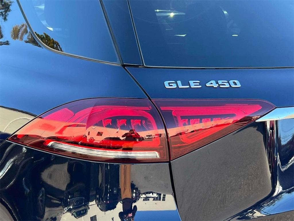 used 2022 Mercedes-Benz GLE 450 car, priced at $45,598