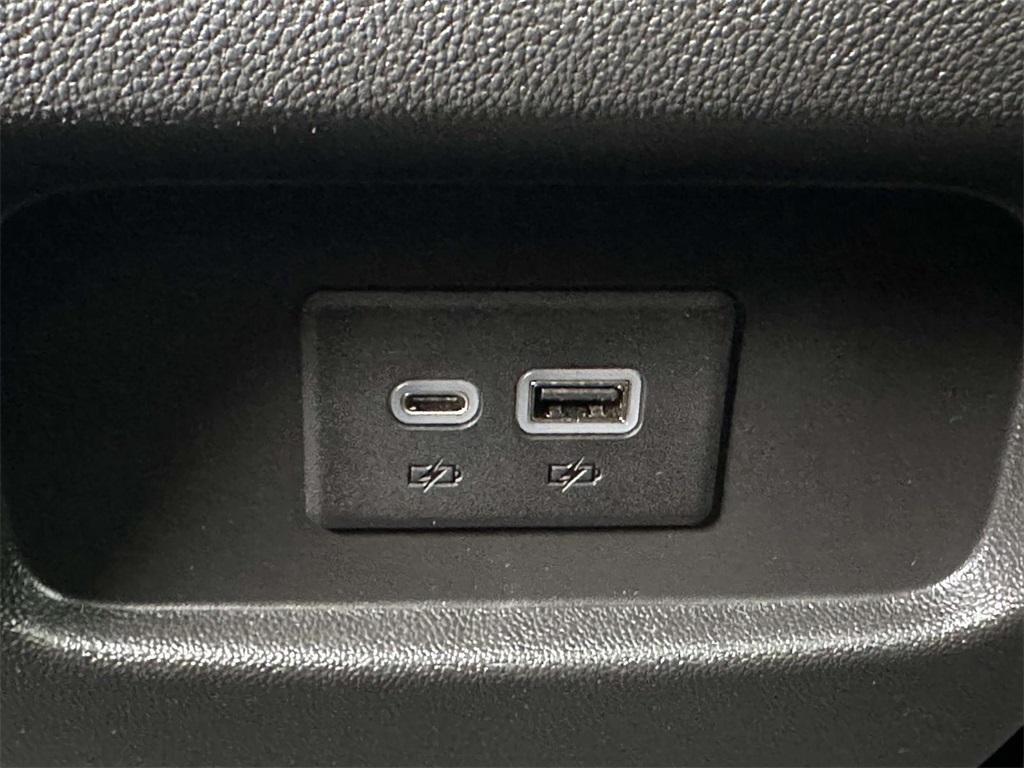 used 2021 Cadillac XT5 car, priced at $28,998