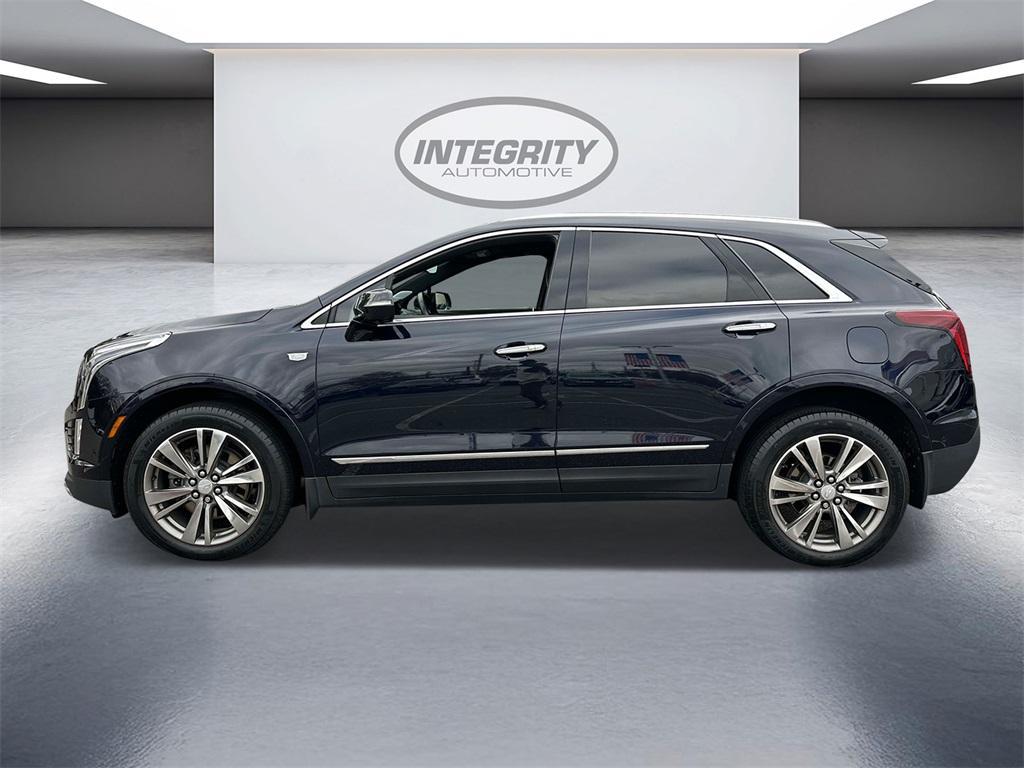 used 2021 Cadillac XT5 car, priced at $28,198