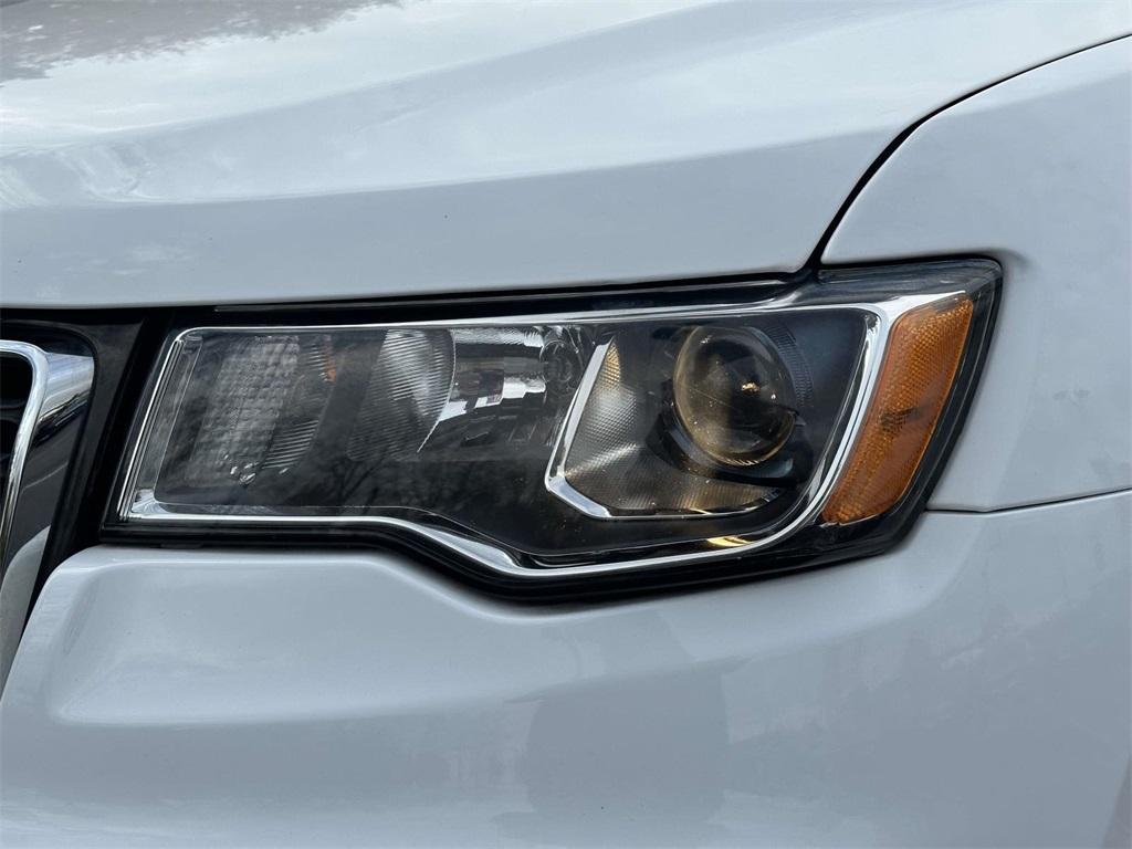 used 2020 Jeep Grand Cherokee car, priced at $20,198