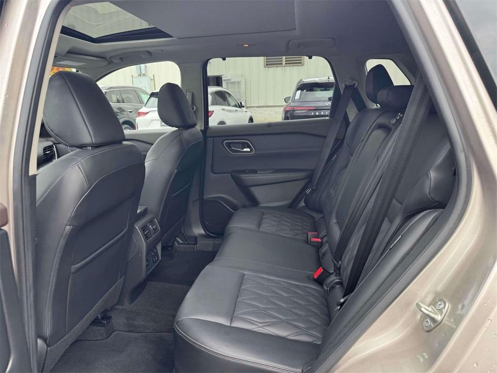 used 2022 Nissan Rogue car, priced at $25,498