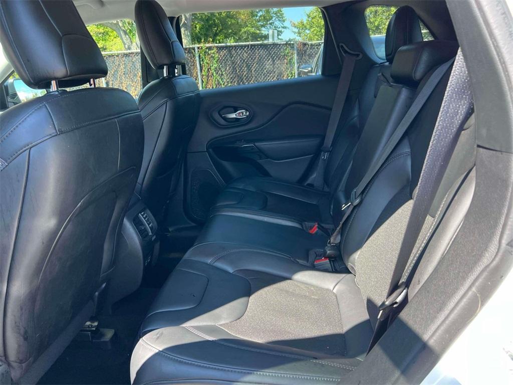 used 2022 Jeep Cherokee car, priced at $22,398