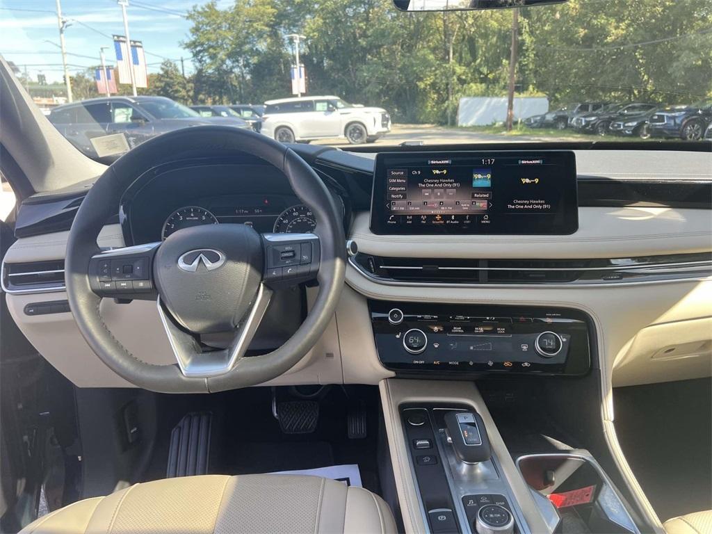used 2025 INFINITI QX60 car, priced at $38,498