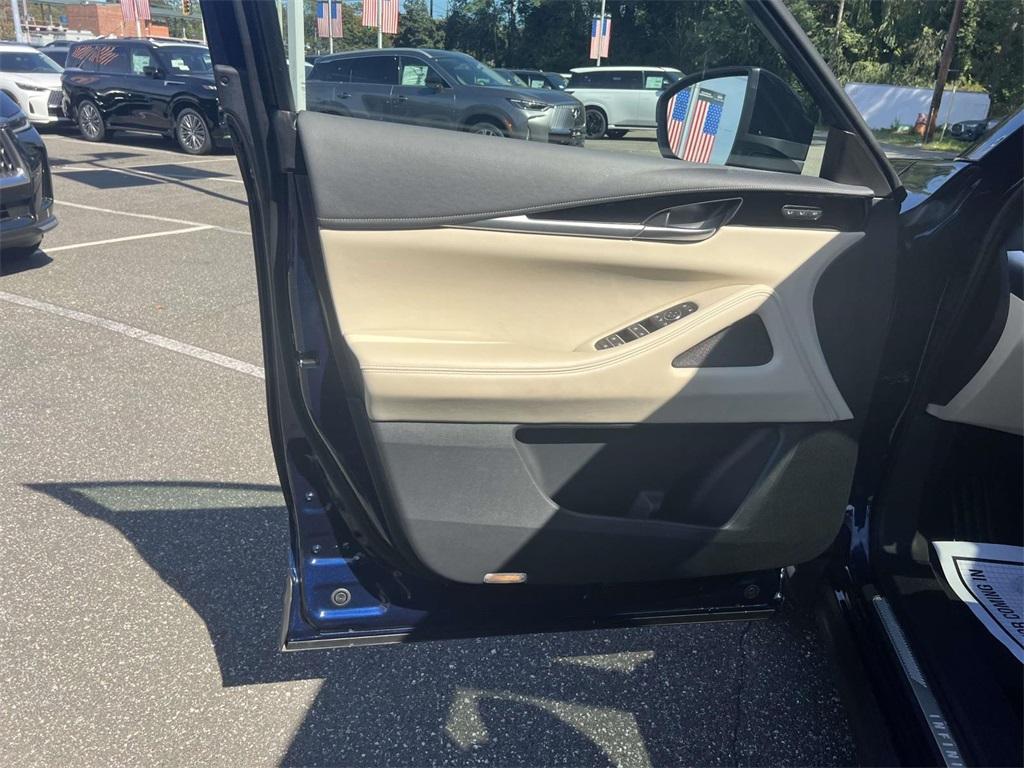 used 2025 INFINITI QX60 car, priced at $38,498