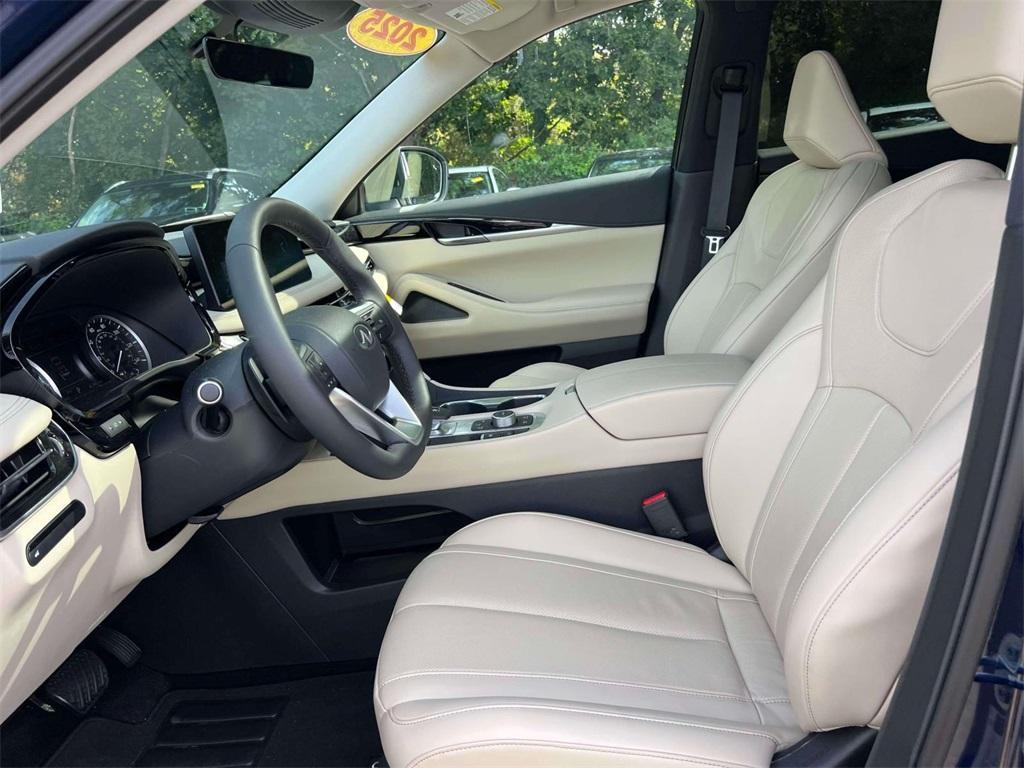 used 2025 INFINITI QX60 car, priced at $38,698