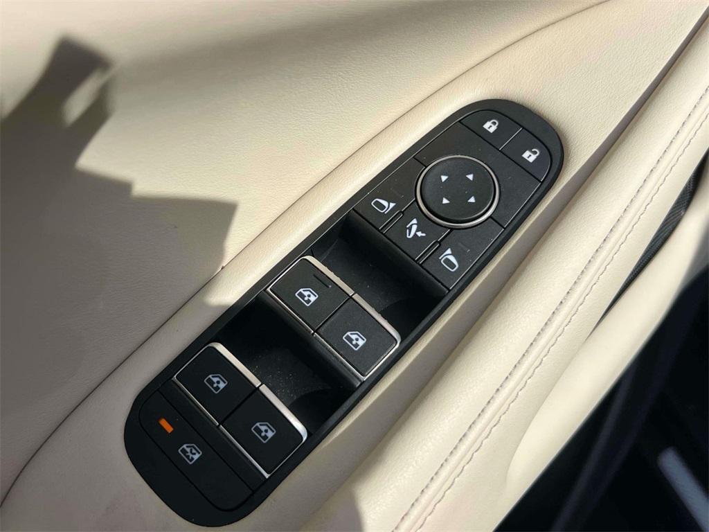 used 2025 INFINITI QX60 car, priced at $38,698