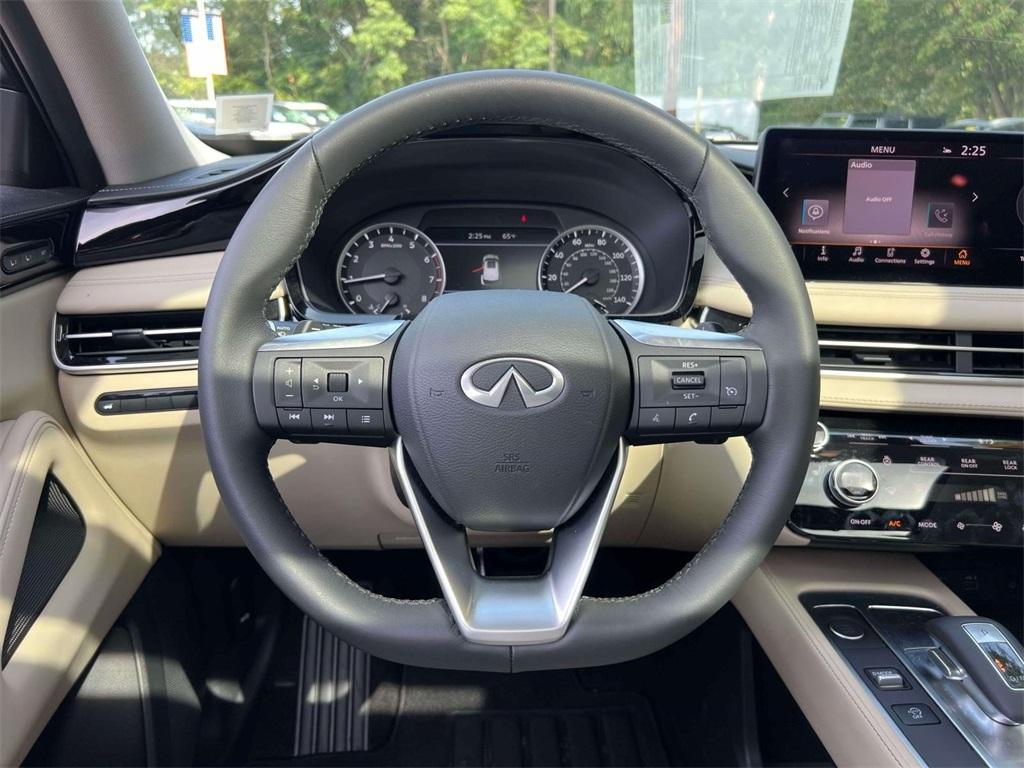 used 2025 INFINITI QX60 car, priced at $38,698