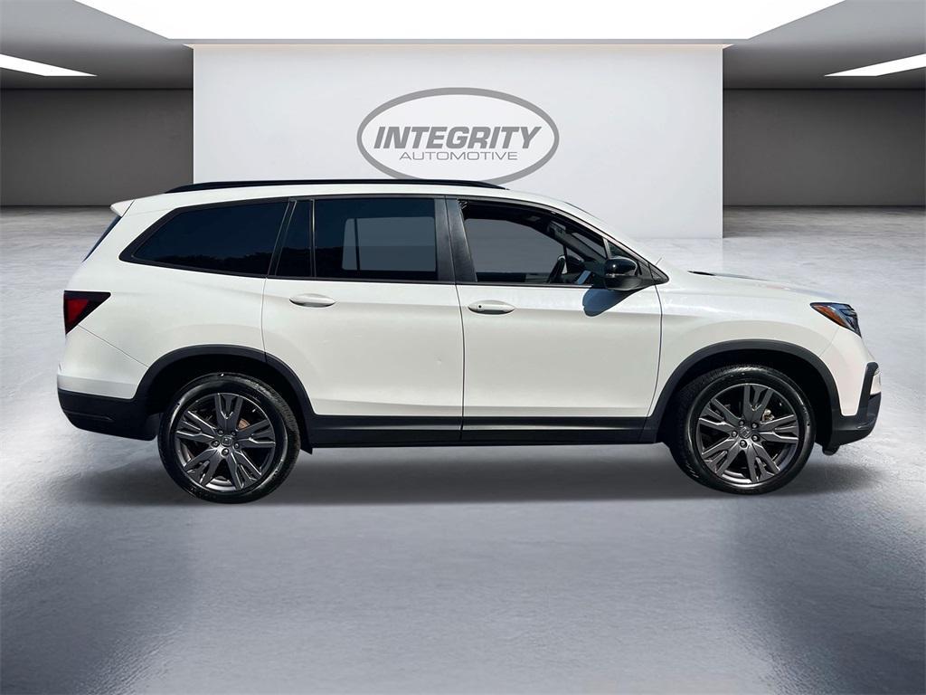 used 2022 Honda Pilot car, priced at $25,998