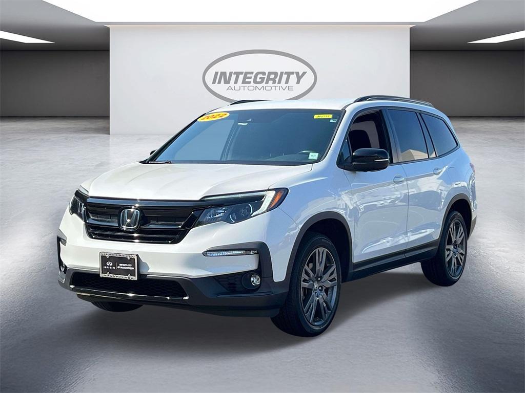 used 2022 Honda Pilot car, priced at $25,998
