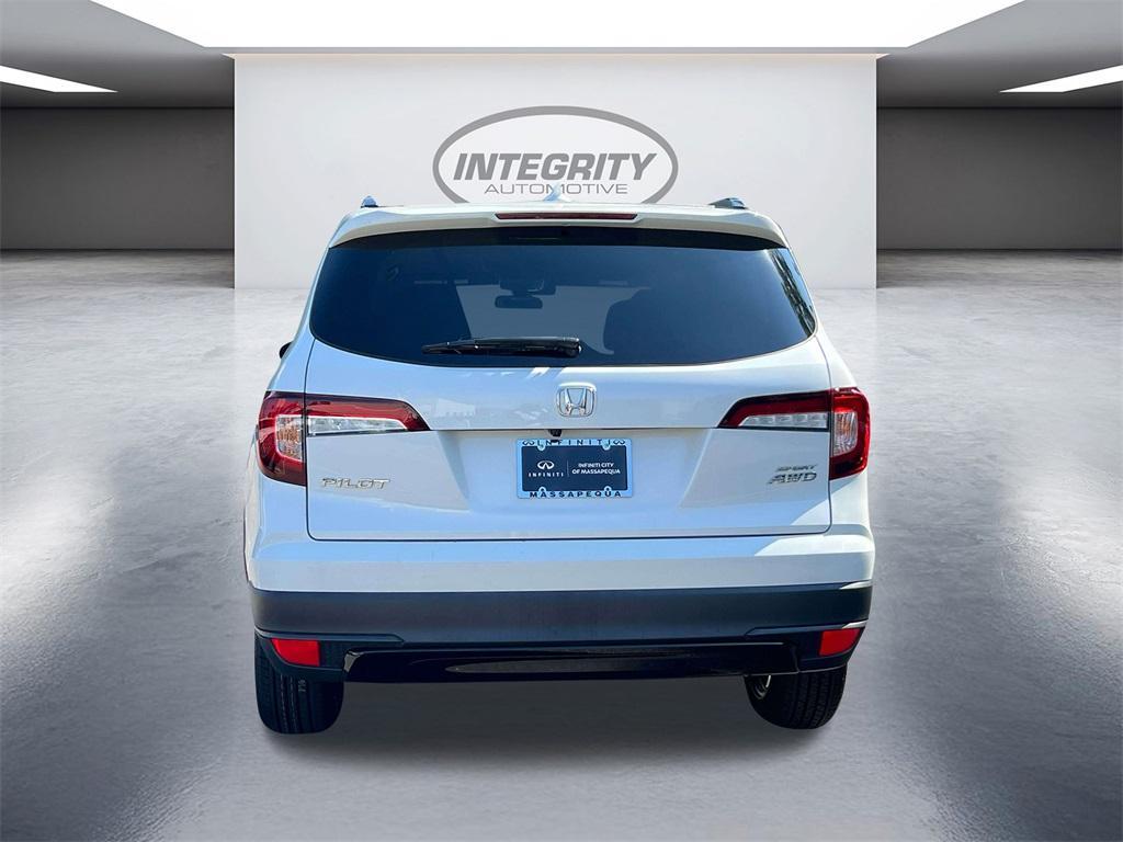 used 2022 Honda Pilot car, priced at $25,998