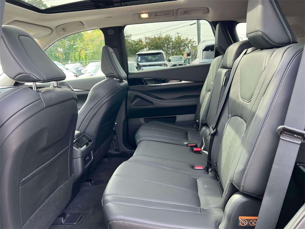 used 2025 INFINITI QX60 car, priced at $38,498