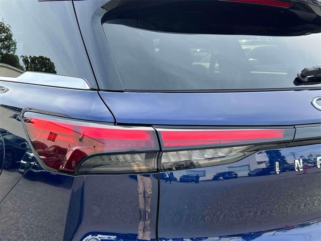 used 2025 INFINITI QX60 car, priced at $38,498