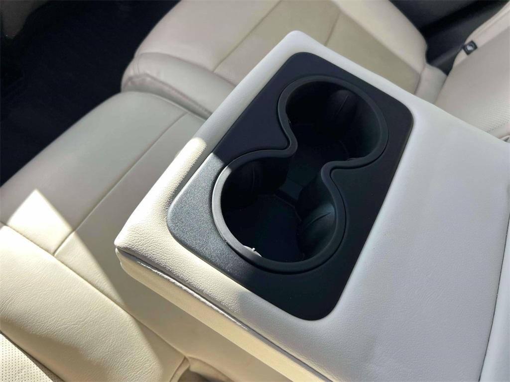 used 2022 Cadillac XT6 car, priced at $32,698