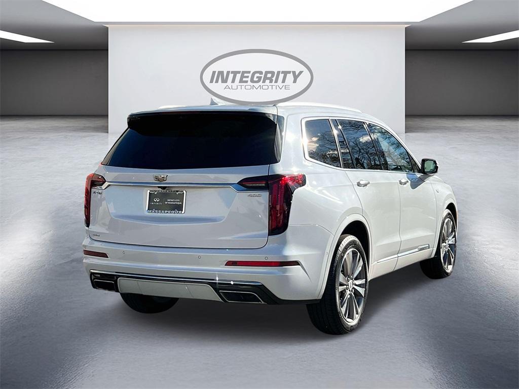 used 2022 Cadillac XT6 car, priced at $32,698