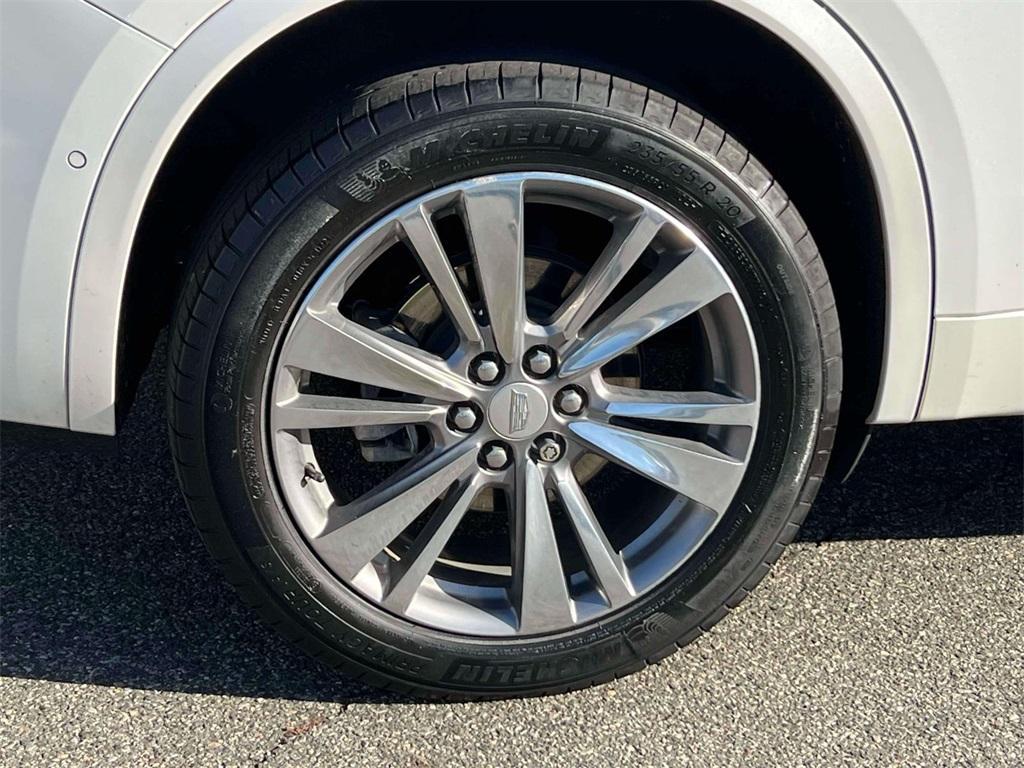 used 2022 Cadillac XT6 car, priced at $32,698