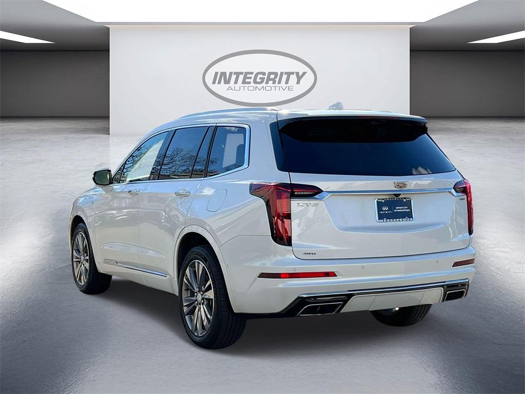 used 2022 Cadillac XT6 car, priced at $32,698