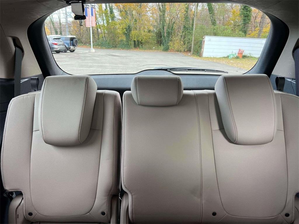 used 2023 Honda Odyssey car, priced at $30,898