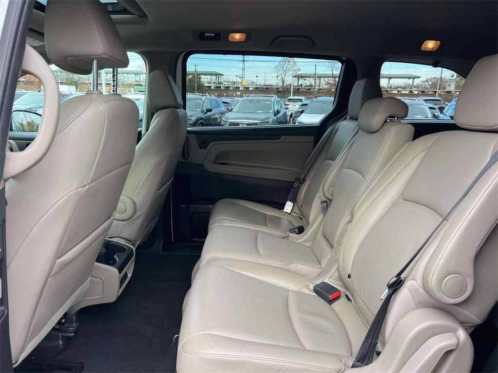 used 2023 Honda Odyssey car, priced at $30,898