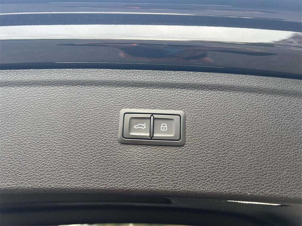 used 2022 Audi Q5 car, priced at $24,998