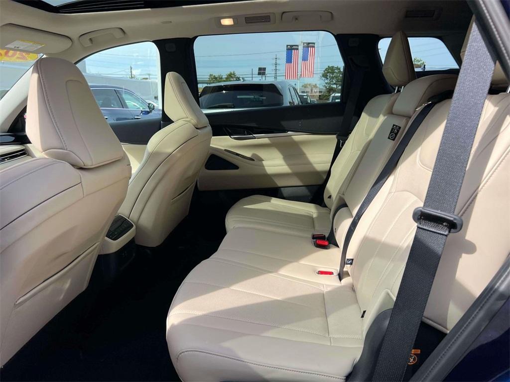 used 2025 INFINITI QX60 car, priced at $38,998